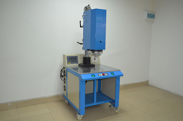 超聲波焊接機(jī)